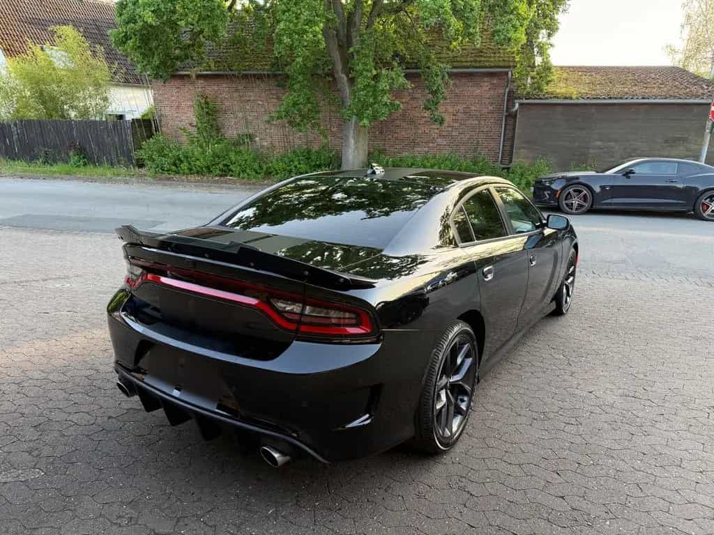 Dodge Charger V8 R/T*VOLL*LEDER*LED*PDC*KAMERA*20 ZOLL*GARANTI 06/2020-photo-20