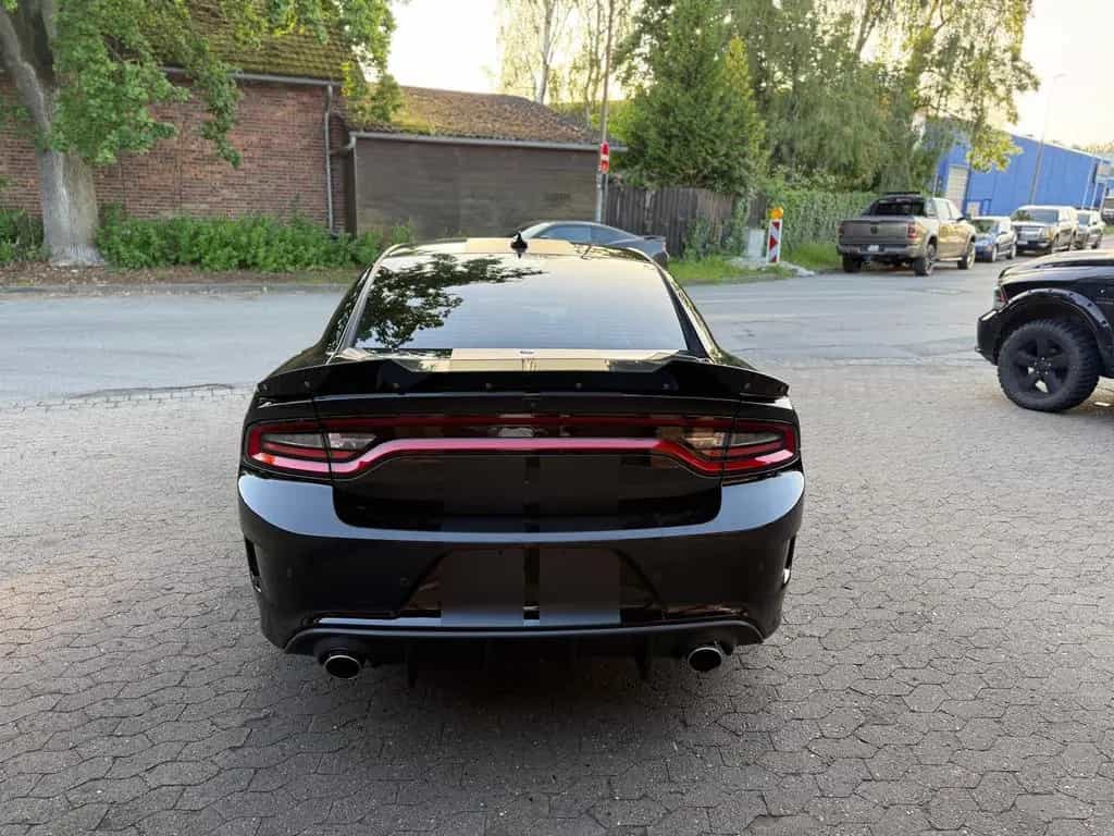 Dodge Charger V8 R/T*VOLL*LEDER*LED*PDC*KAMERA*20 ZOLL*GARANTI 06/2020-photo-24