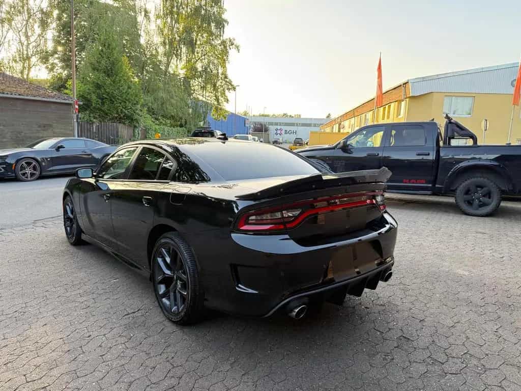 Dodge Charger V8 R/T*VOLL*LEDER*LED*PDC*KAMERA*20 ZOLL*GARANTI 06/2020-photo-26