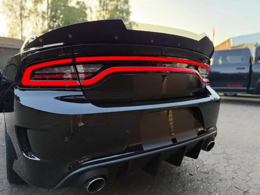 Dodge Charger V8 R/T*VOLL*LEDER*LED*PDC*KAMERA*20 ZOLL*GARANTI 06/2020-photo-28