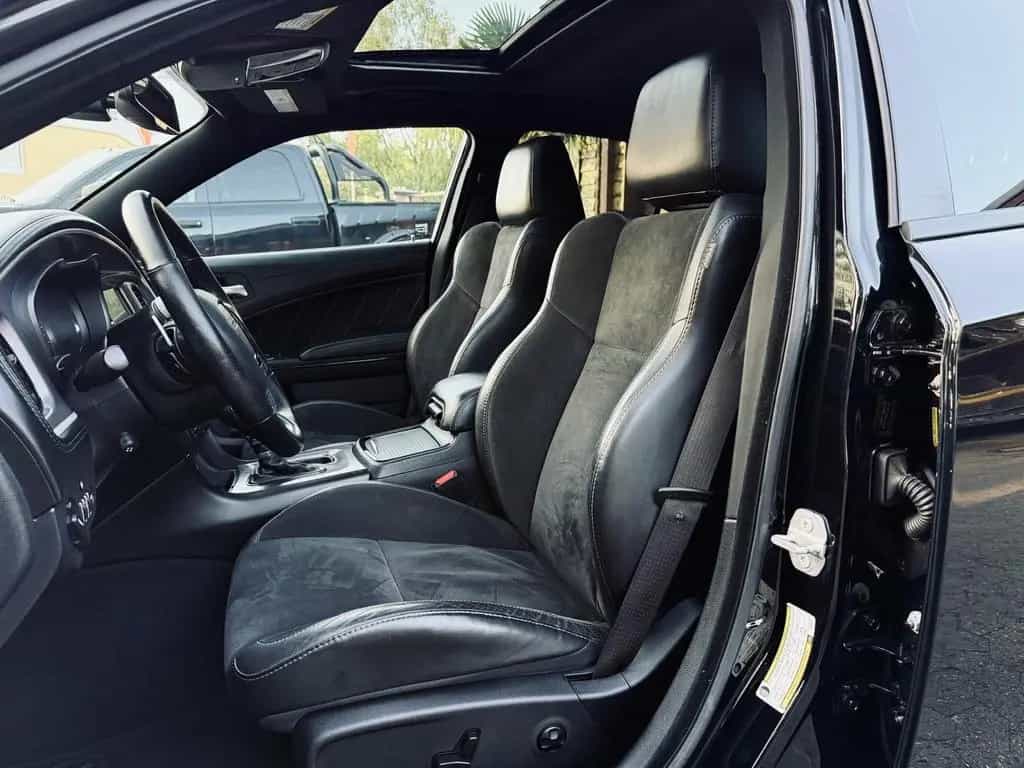 Dodge Charger V8 R/T*VOLL*LEDER*LED*PDC*KAMERA*20 ZOLL*GARANTI 06/2020-photo-33