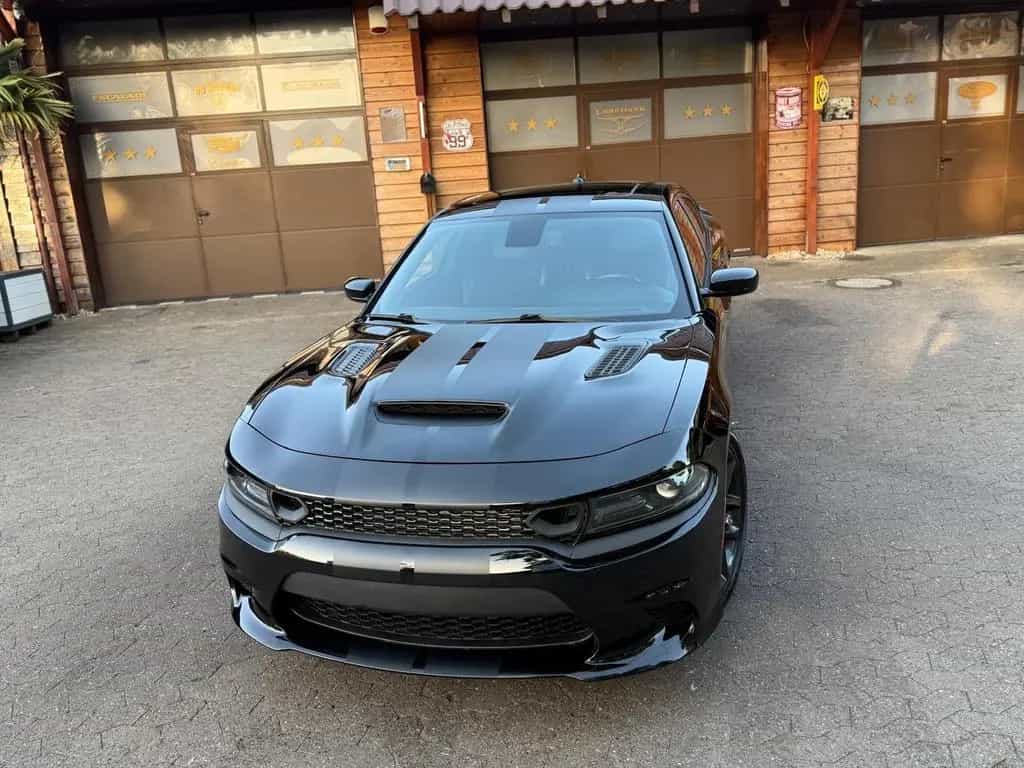 Dodge Charger V8 R/T*VOLL*LEDER*LED*PDC*KAMERA*20 ZOLL*GARANTI 06/2020-photo-5