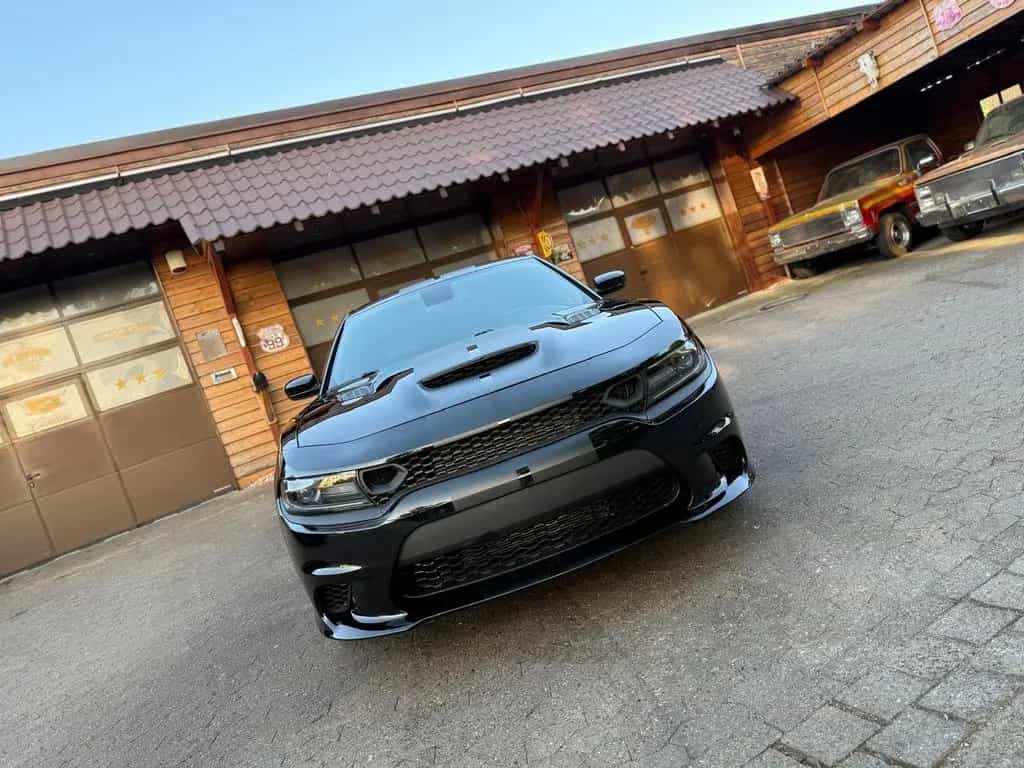Dodge Charger V8 R/T*VOLL*LEDER*LED*PDC*KAMERA*20 ZOLL*GARANTI 06/2020-photo-9