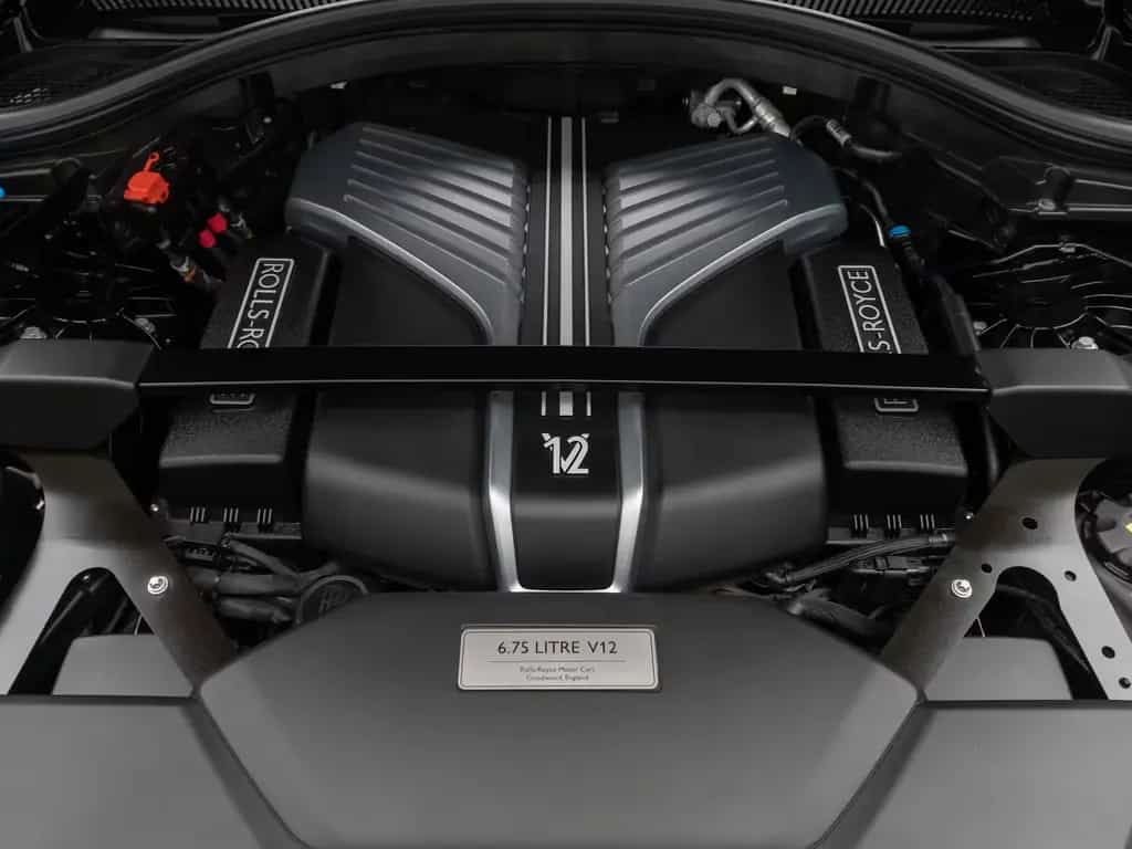 Rolls-Royce Cullinan Black Badge Novitec Mega-VOLL 1of1 07/2021-photo-18