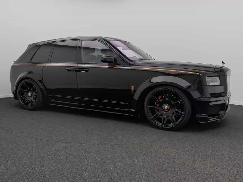 Rolls-Royce Cullinan Black Badge Novitec Mega-VOLL 1of1 07/2021-photo-3