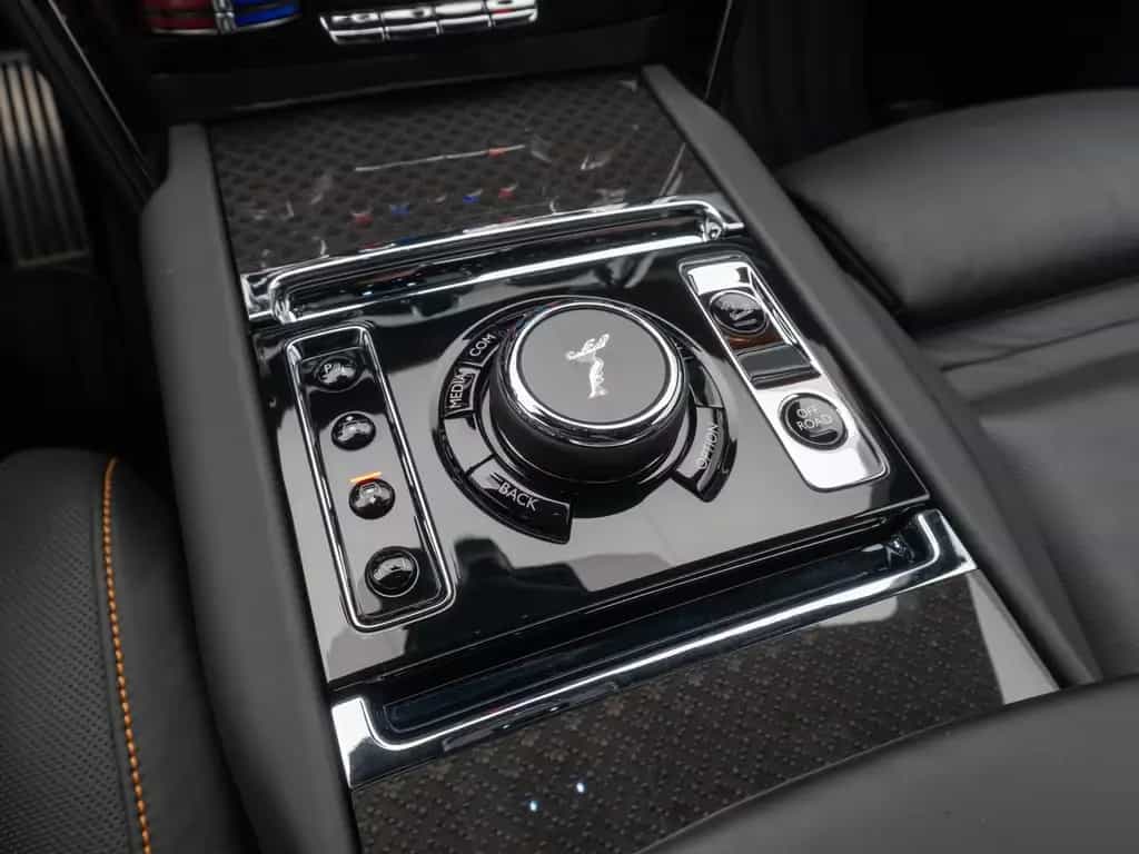 Rolls-Royce Cullinan Black Badge Novitec Mega-VOLL 1of1 07/2021-photo-30