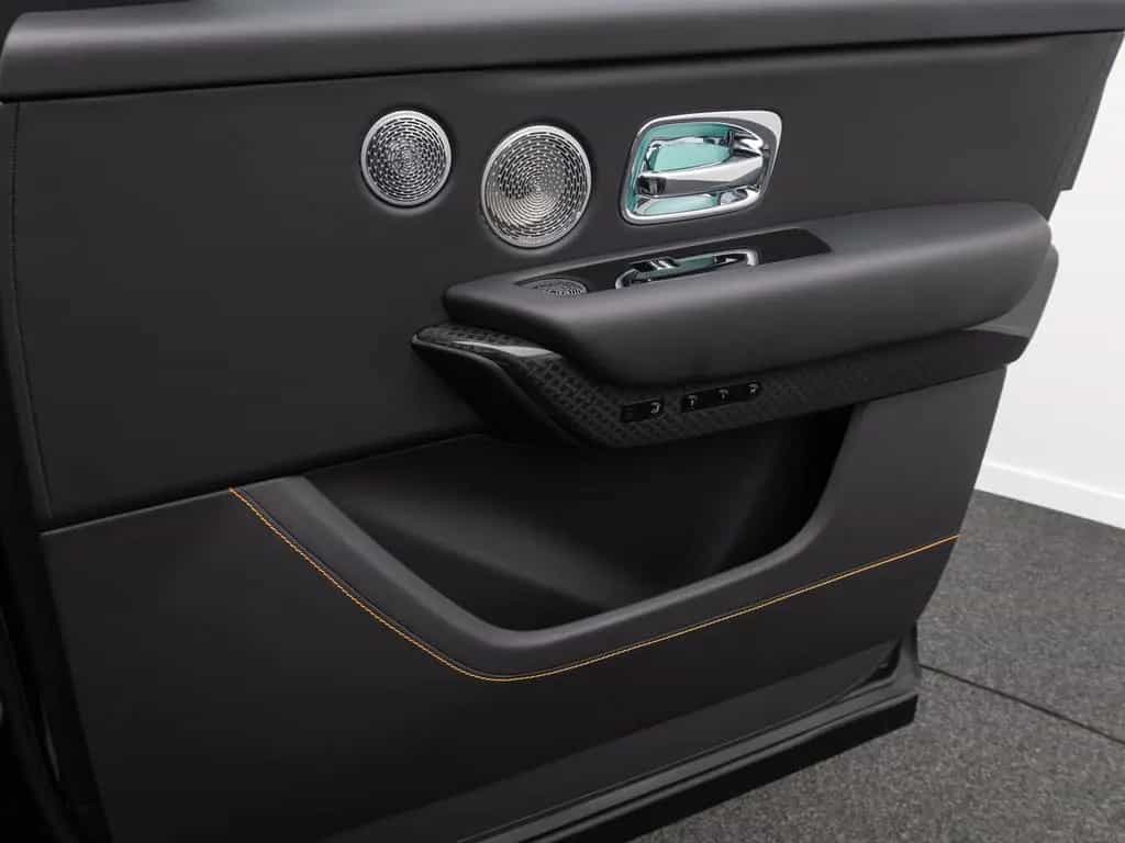 Rolls-Royce Cullinan Black Badge Novitec Mega-VOLL 1of1 07/2021-photo-37