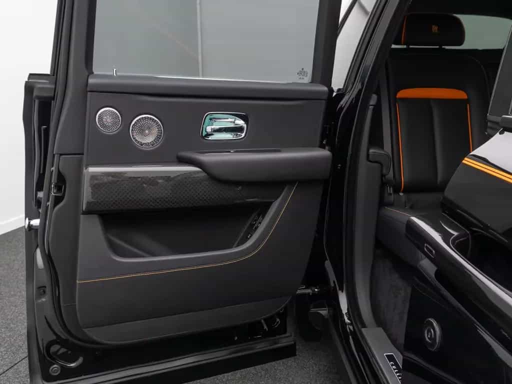 Rolls-Royce Cullinan Black Badge Novitec Mega-VOLL 1of1 07/2021-photo-38