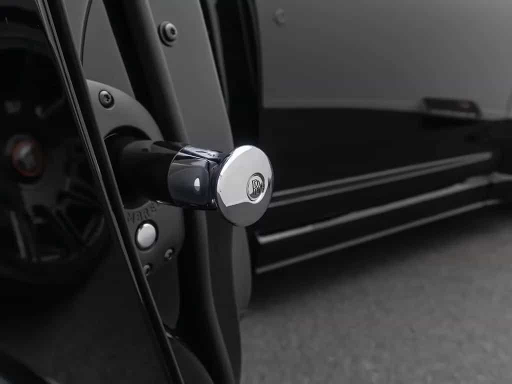 Rolls-Royce Cullinan Black Badge Novitec Mega-VOLL 1of1 07/2021-photo-39