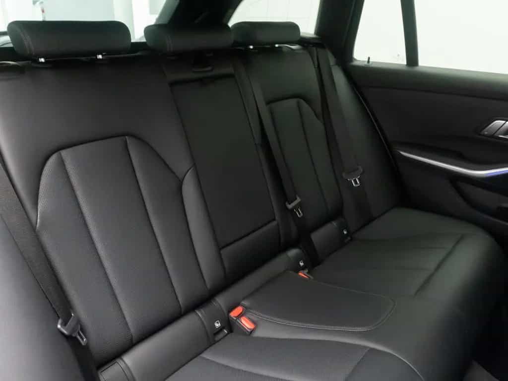 BMW 320 d M Sport DAB Kamera Alarm Komfort Individual 02/2022-photo-29