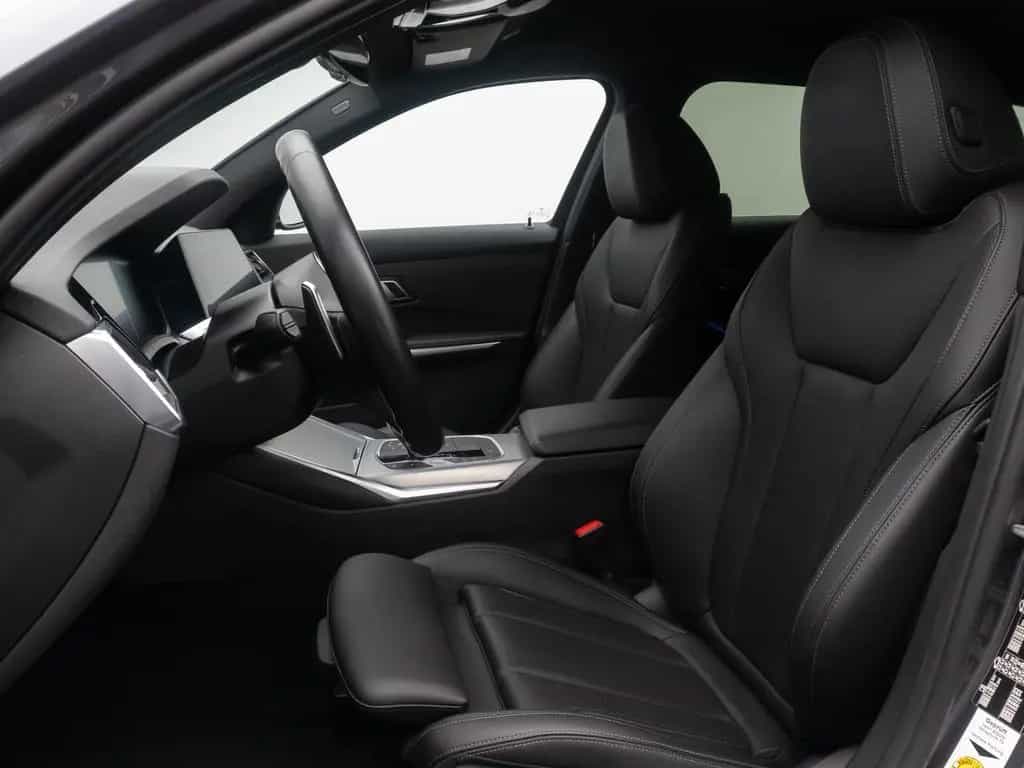 BMW 320 d M Sport DAB Kamera Alarm Komfort Individual 02/2022-photo-34