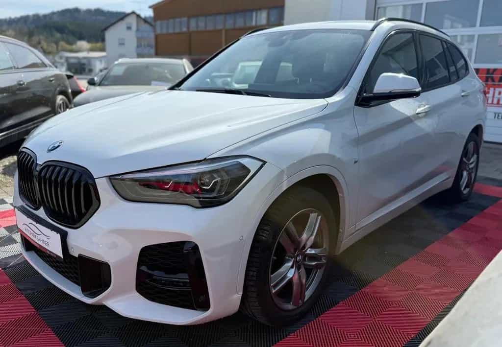BMW X1 sDrive 18 i M SPORT*HUD*KAM*LEDER 02/2022-photo-2