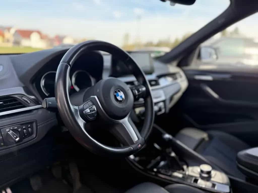 BMW X1 sDrive 18 i M SPORT*HUD*KAM*LEDER 02/2022-photo-25