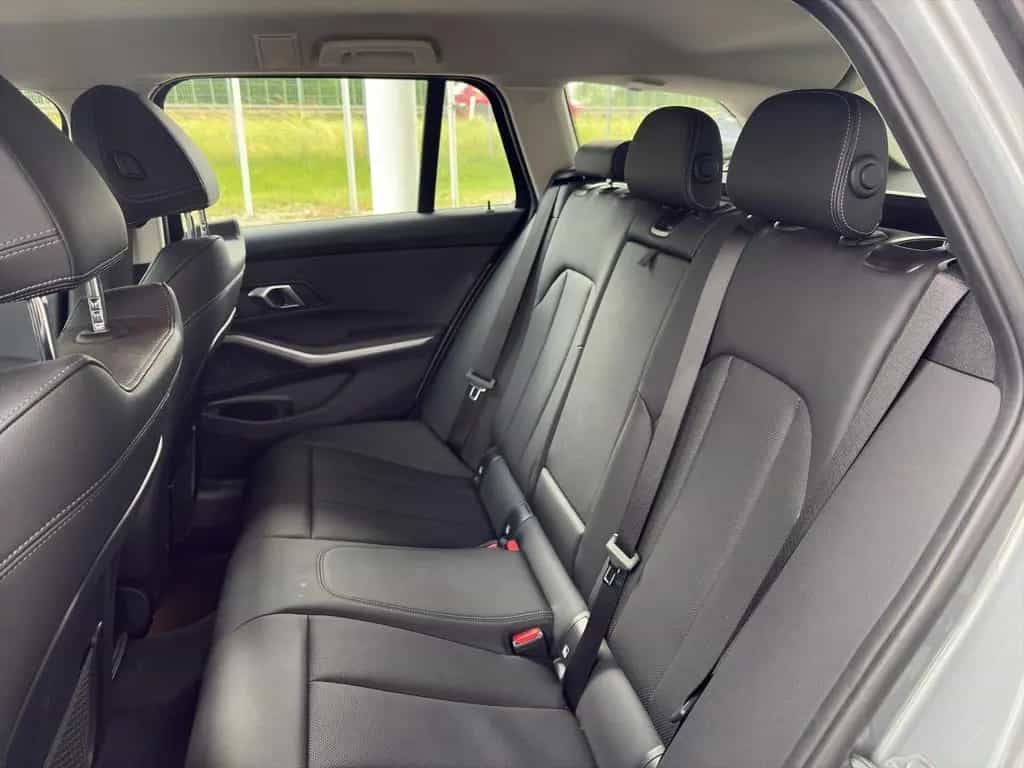 BMW 320 d Touring ACC DrivingAssist Fernlichtassist 03/2023-photo-7