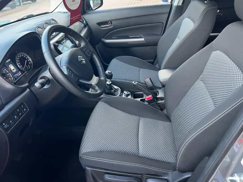 Suzuki Vitara 1.4 B.-Jet Hybrid Comfort Allgrip 34 Tkm 09/2023-photo-6