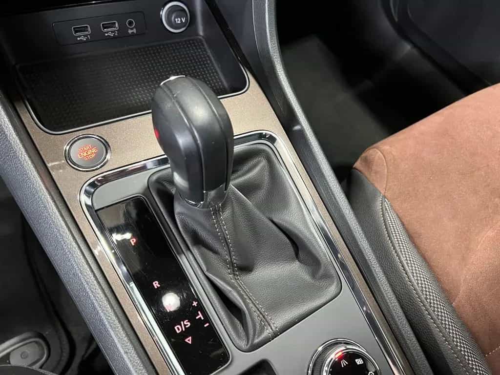 Seat Ateca 1,4TSI Xcellence Autom *StdHzg *ACC 05/2017-photo-28