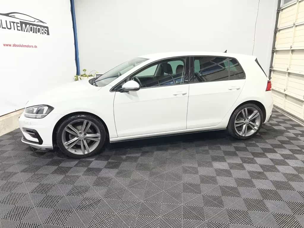 Volkswagen Golf VII 1,4TSI R-Line *Navi *ACC 03/2018-photo-1