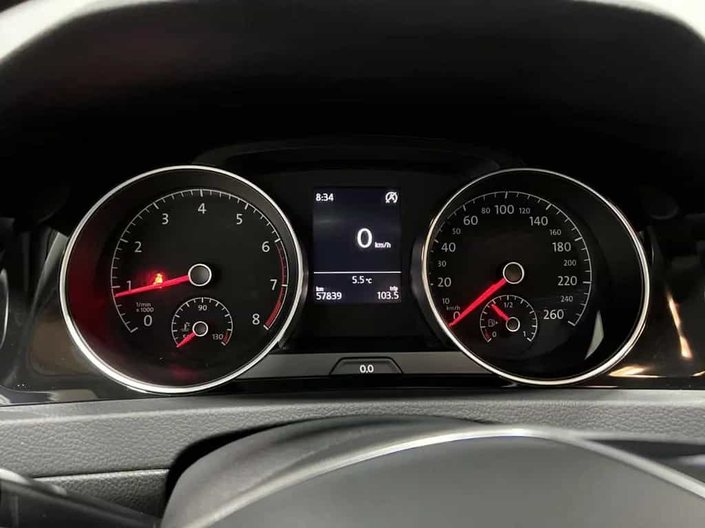 Volkswagen Golf VII 1,4TSI R-Line *Navi *ACC 03/2018-photo-39