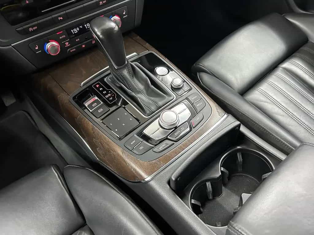 Audi A6 3.0TDI Quattro+AHK+Pano+ACC+Bose+Matrix LED 03/2016-photo-17