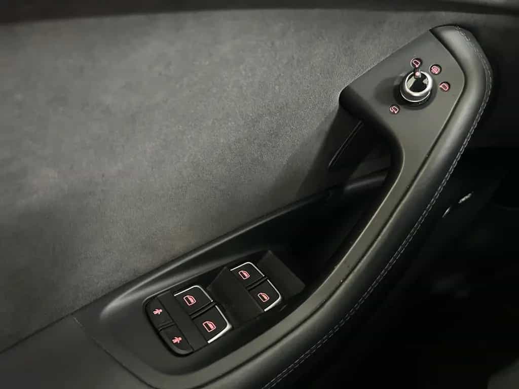 Audi A6 3.0TDI Quattro+AHK+Pano+ACC+Bose+Matrix LED 03/2016-photo-31