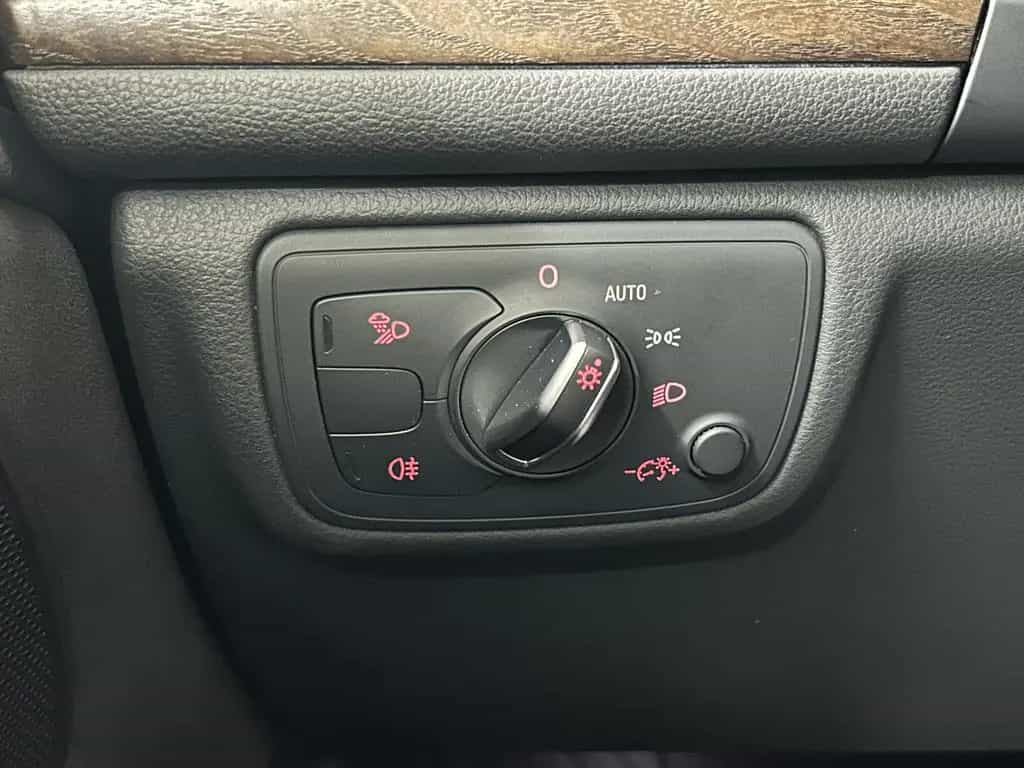 Audi A6 3.0TDI Quattro+AHK+Pano+ACC+Bose+Matrix LED 03/2016-photo-32