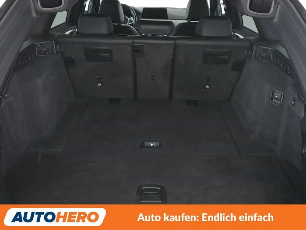 BMW 530 5er 530i M Sport Aut.*NAV*ACC*CAM*PDC*SHZ*ALU* 12/2019-photo-17