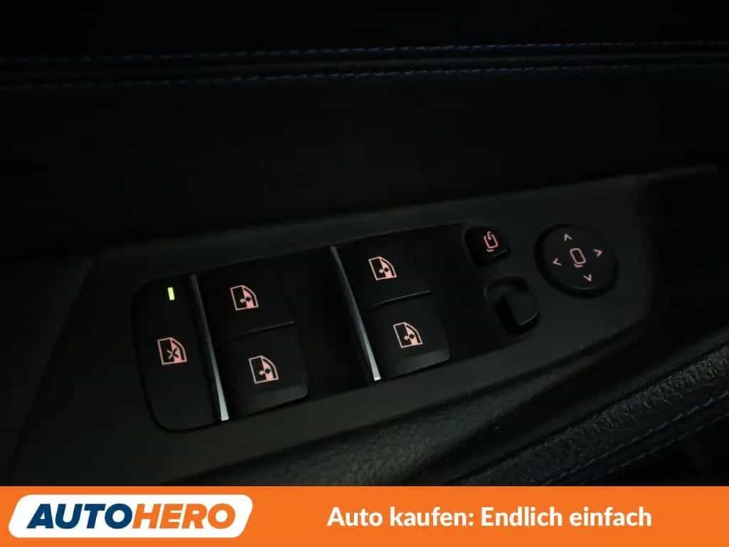 BMW 530 5er 530i M Sport Aut.*NAV*ACC*CAM*PDC*SHZ*ALU* 12/2019-photo-31