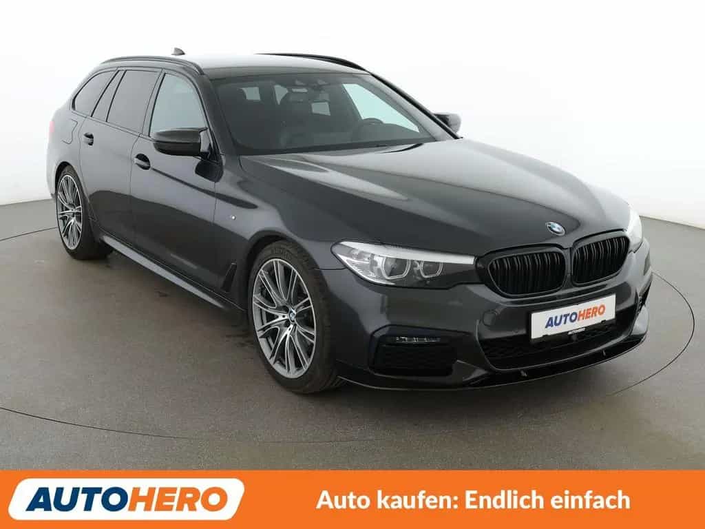 BMW 530 5er 530i M Sport Aut.*NAV*ACC*CAM*PDC*SHZ*ALU* 12/2019-photo-7