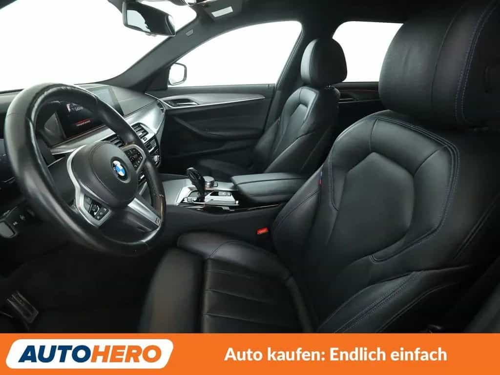 BMW 530 5er 530i M Sport Aut.*NAV*ACC*CAM*PDC*SHZ*ALU* 12/2019-photo-9