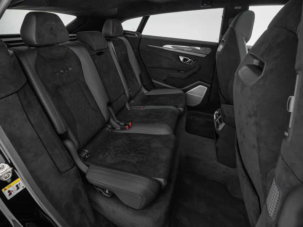 Lamborghini Urus Performante 08/2023-photo-11