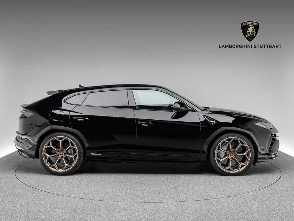 Lamborghini Urus Performante 08/2023-photo-24