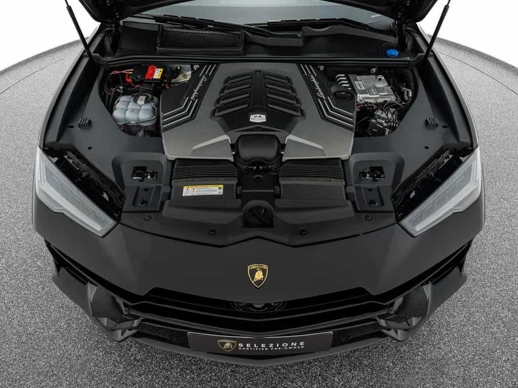 Lamborghini Urus Performante 08/2023-photo-30