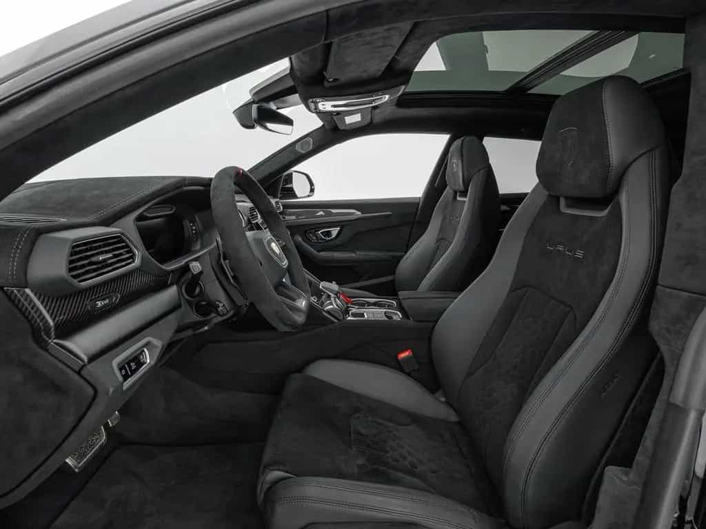 Lamborghini Urus Performante 08/2023-photo-4