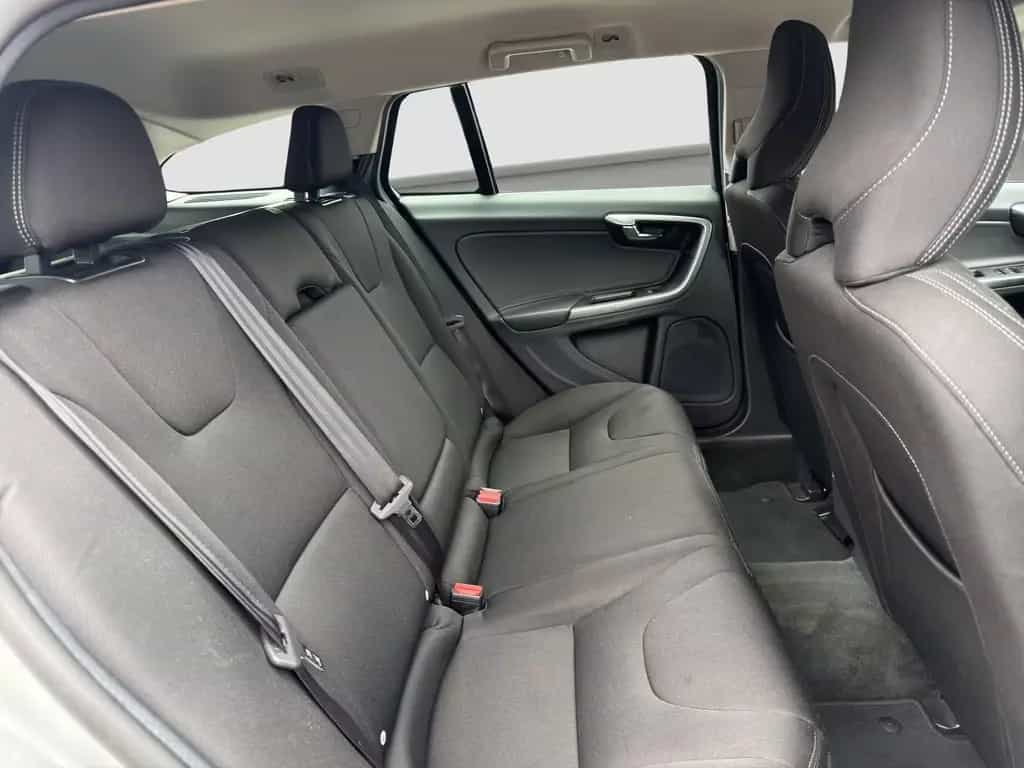 Volvo V60 Kinetic Business virtual Winter DAB PC 11/2017-photo-15