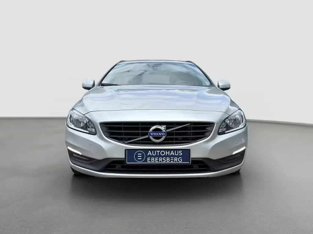Volvo V60 Kinetic Business virtual Winter DAB PC 11/2017-photo-2