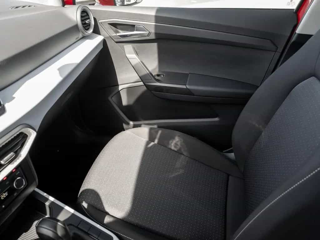 Seat Arona STYLE 1.0 TSI DSG AHK KeyLess KlimaA LED 05/2022-photo-17