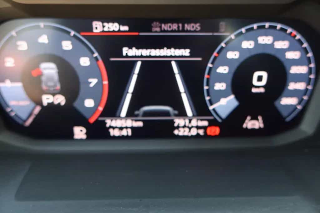 Audi Q3 35 TFSI advanced|1.Hand|LED|Virtual|ACC|Lane| 06/2019-photo-22