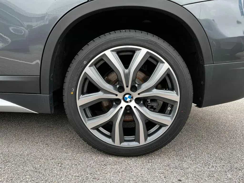 BMW X1 SDRIVE20D XLINE PLUS 190CV 08/2021-photo-12