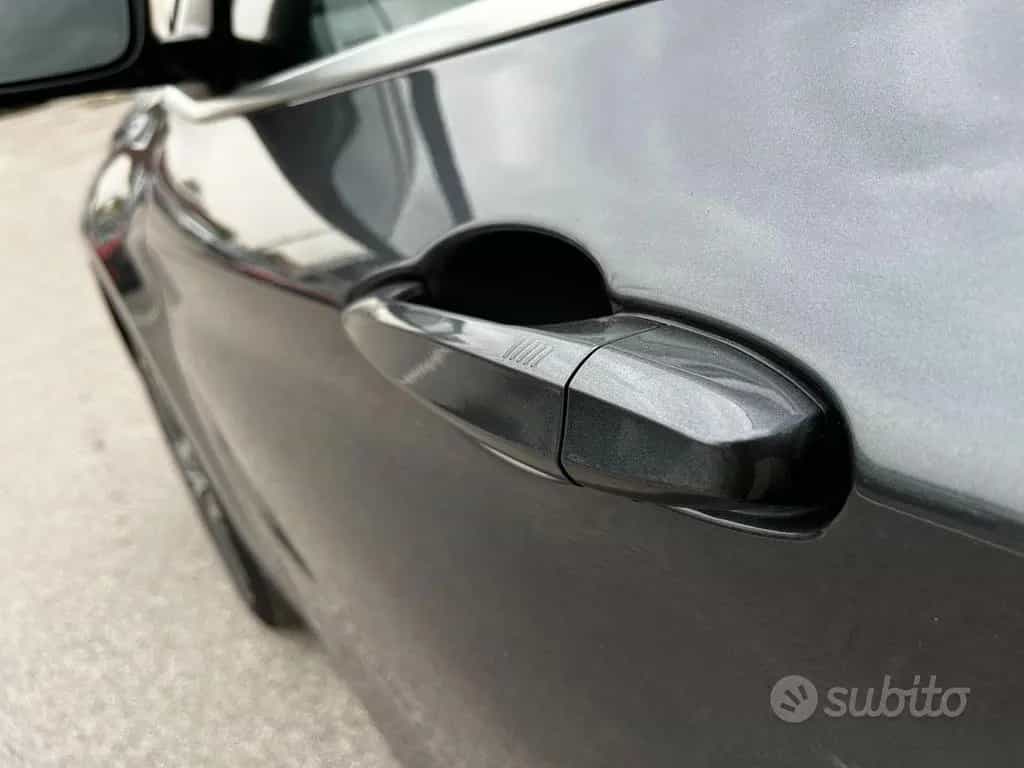 BMW X1 SDRIVE20D XLINE PLUS 190CV 08/2021-photo-14
