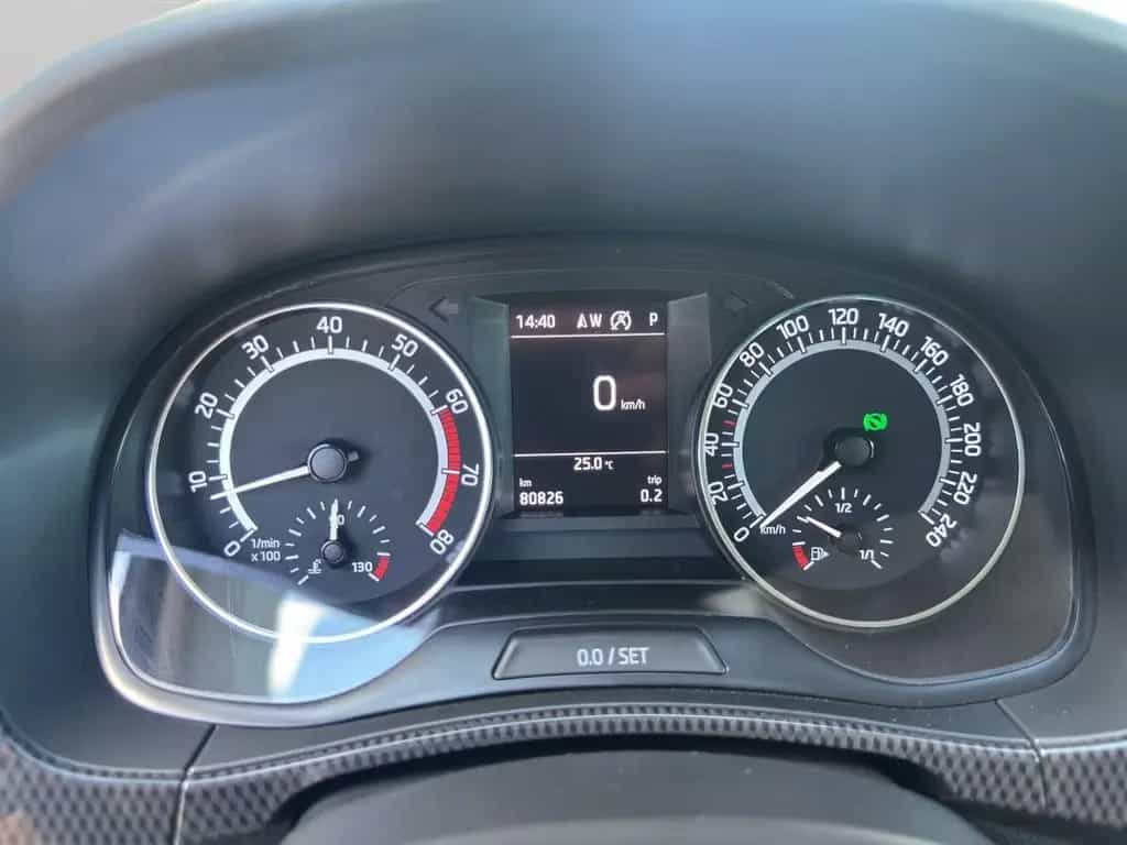 Skoda Fabia EDITION R5 1.4 TSI DSG NAVI+ACC+KAMERA+ 10/2018-photo-10
