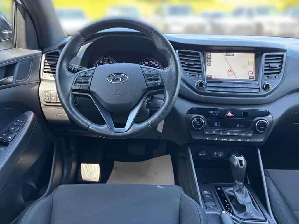 Hyundai TUCSON 1.6 Passion* Navi*DAB*SHZ*Lenkrad-HZG*Tot 02/2018-photo-9