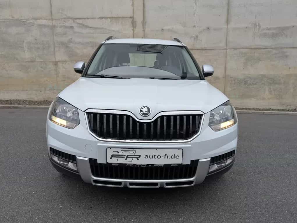 Skoda Yeti 1.4 TSI Sondermod. Outdoor Benzin SUV AHK 05/2017-photo-1