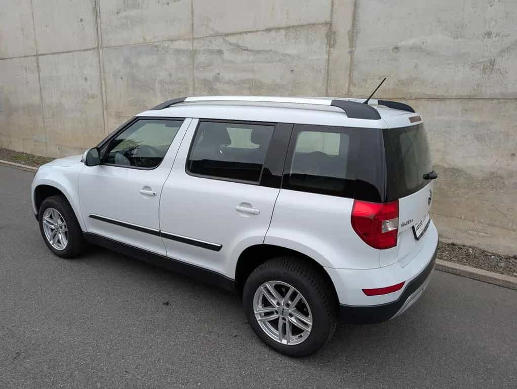 Skoda Yeti 1.4 TSI Sondermod. Outdoor Benzin SUV AHK 05/2017-photo-11