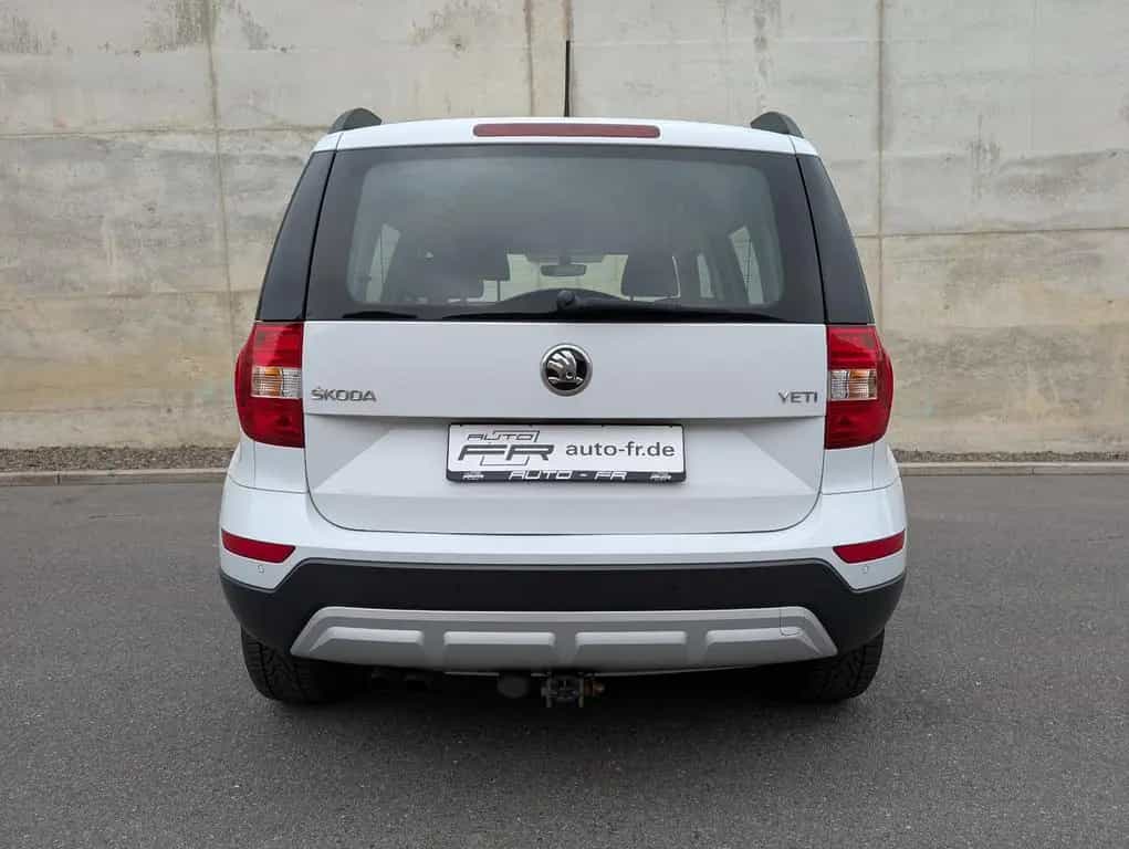Skoda Yeti 1.4 TSI Sondermod. Outdoor Benzin SUV AHK 05/2017-photo-14