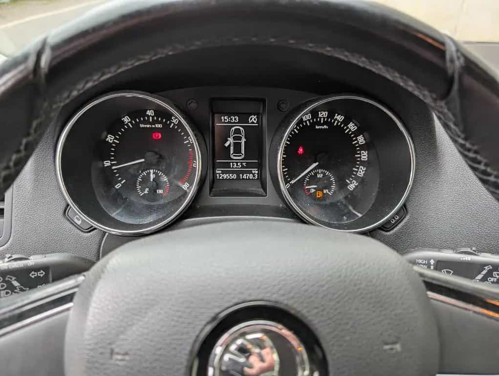 Skoda Yeti 1.4 TSI Sondermod. Outdoor Benzin SUV AHK 05/2017-photo-24