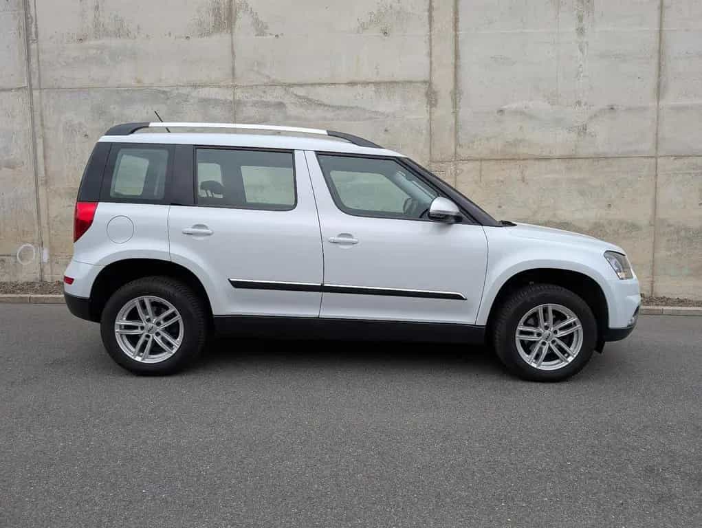 Skoda Yeti 1.4 TSI Sondermod. Outdoor Benzin SUV AHK 05/2017-photo-4