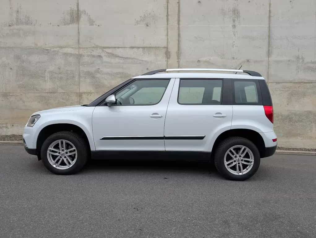 Skoda Yeti 1.4 TSI Sondermod. Outdoor Benzin SUV AHK 05/2017-photo-9