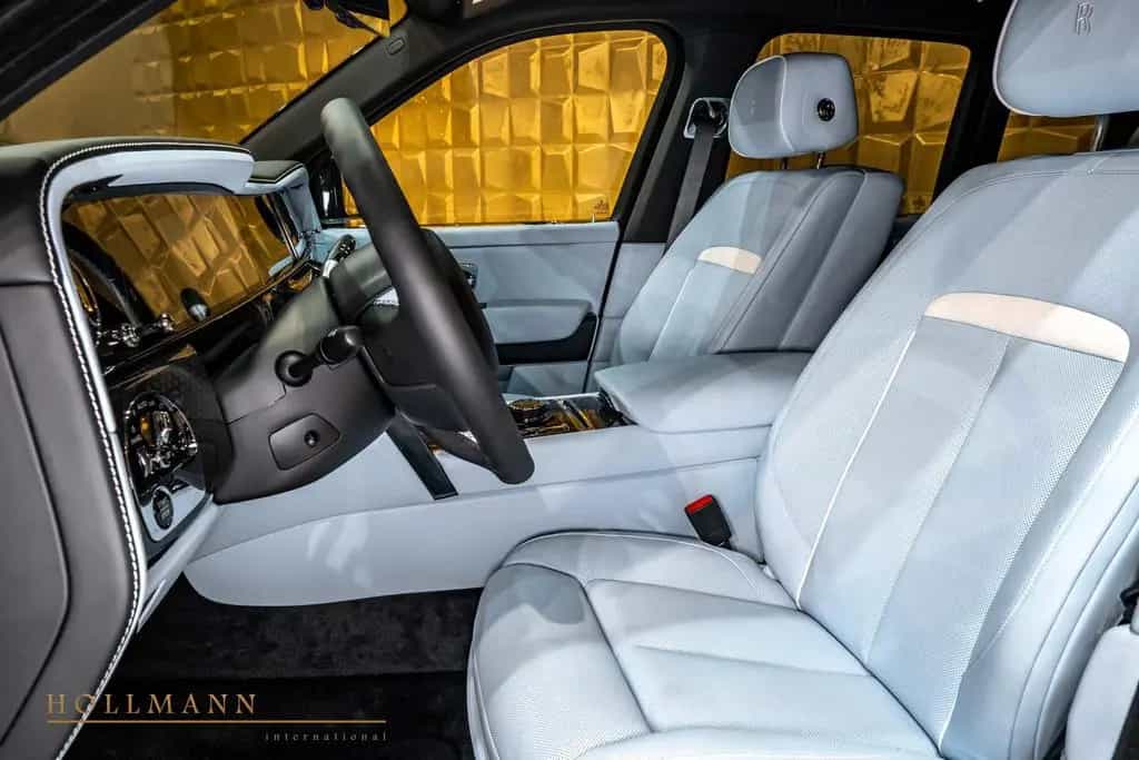 Rolls-Royce Cullinan SERIES II +BLACK BADGE+ 4 SEATS + TV null-photo-18
