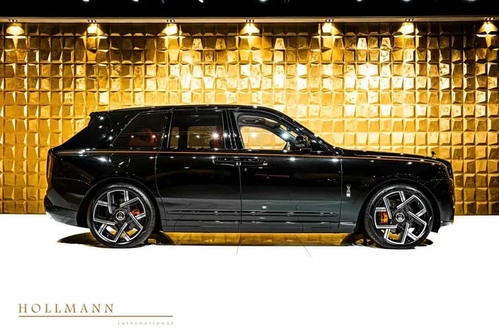 Rolls-Royce Cullinan SERIES II +BLACK BADGE+4 SEATS null-photo-7