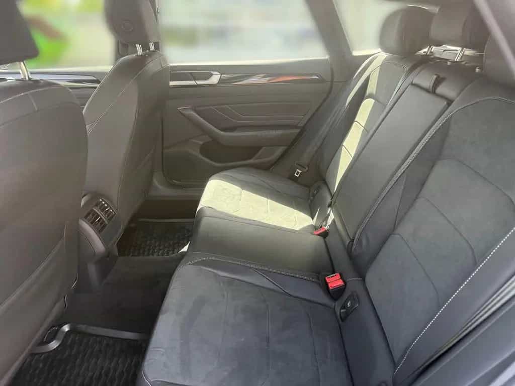 Volkswagen Arteon Shooting Brake R-Line 4Motion *AHK*KEYLES 08/2021-photo-8